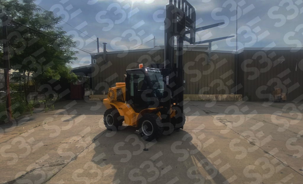 S3E 4WD All Terrain Forklift